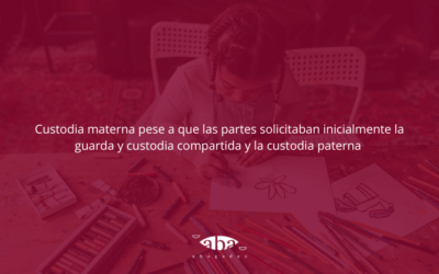 Custodia materna pese a que las partes solicitaban inicialmente la guarda y custodia compartida y la custodia paterna